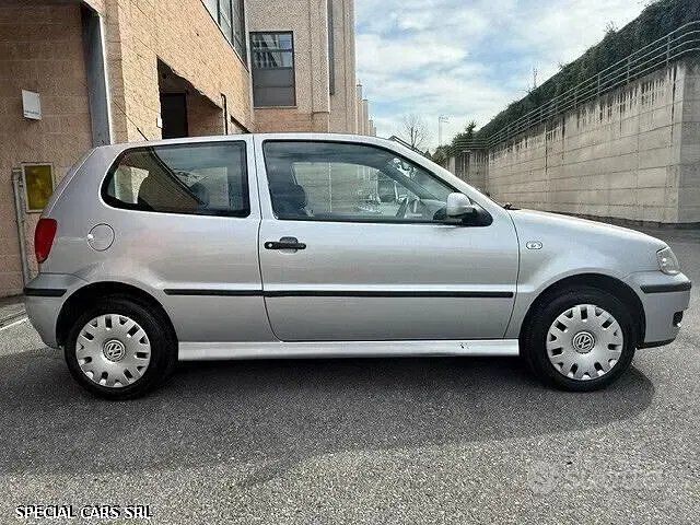 Usata VW Polo Comfortline 75 CV (55 kW) 2001 Nero Berlina