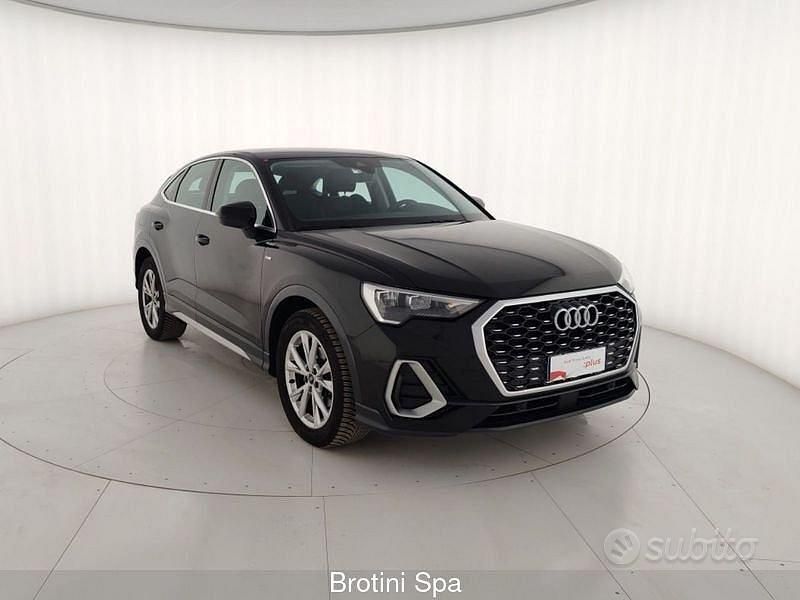 Usata Audi Q3 Sportback S-Line 150 CV (110 kW) 2022 Nero SUV