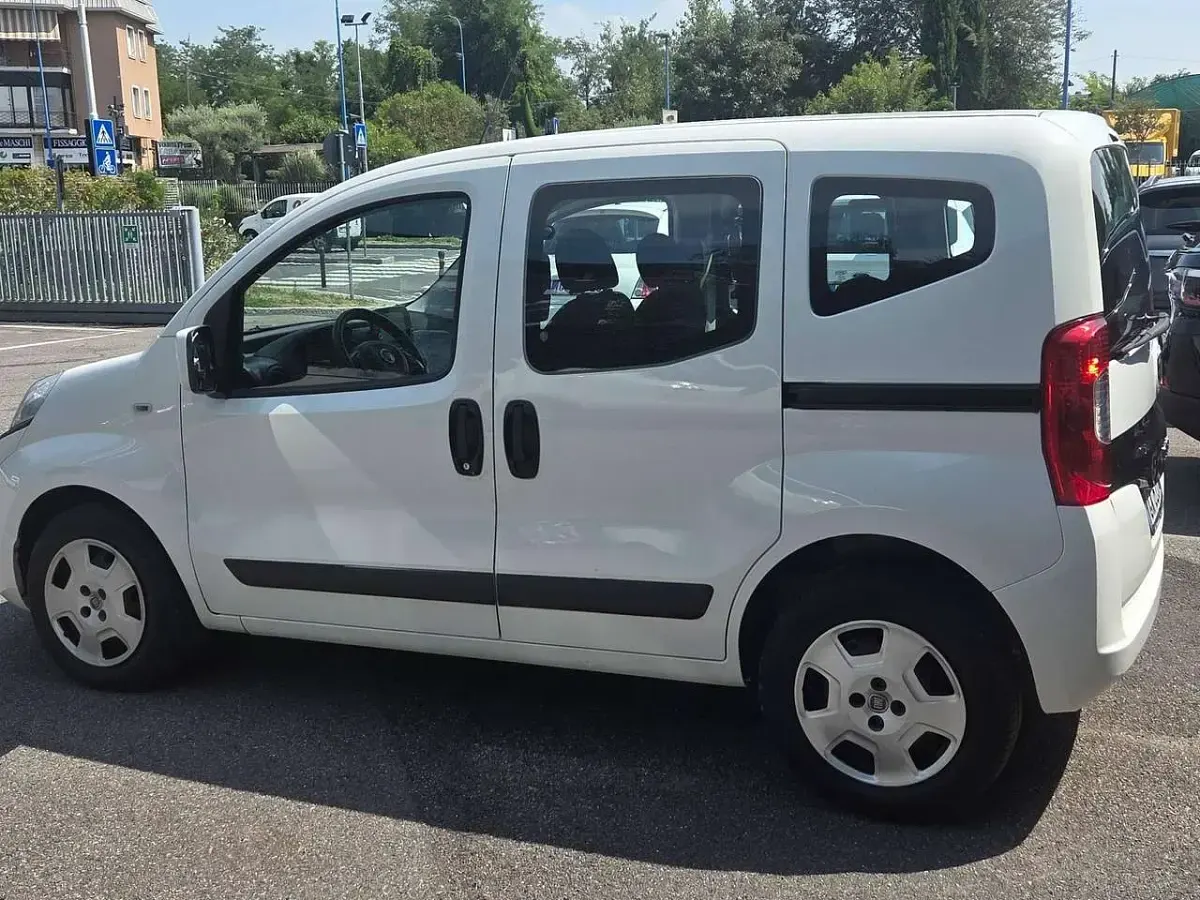 Usata Fiat Fiorino 95 CV (69 kW) 2022 Other Monovolume