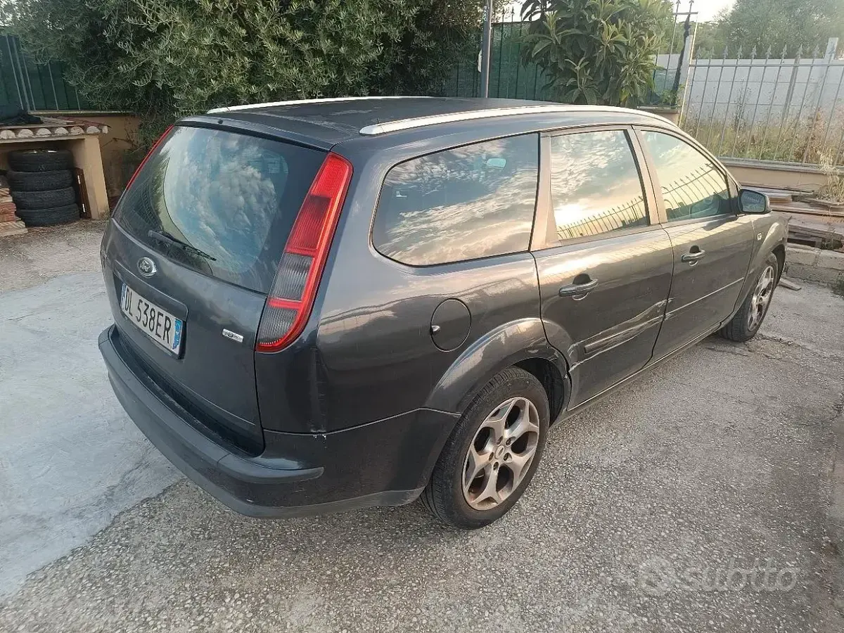 Usata Ford Focus 90 CV (66 kW) 2007 Station wagon