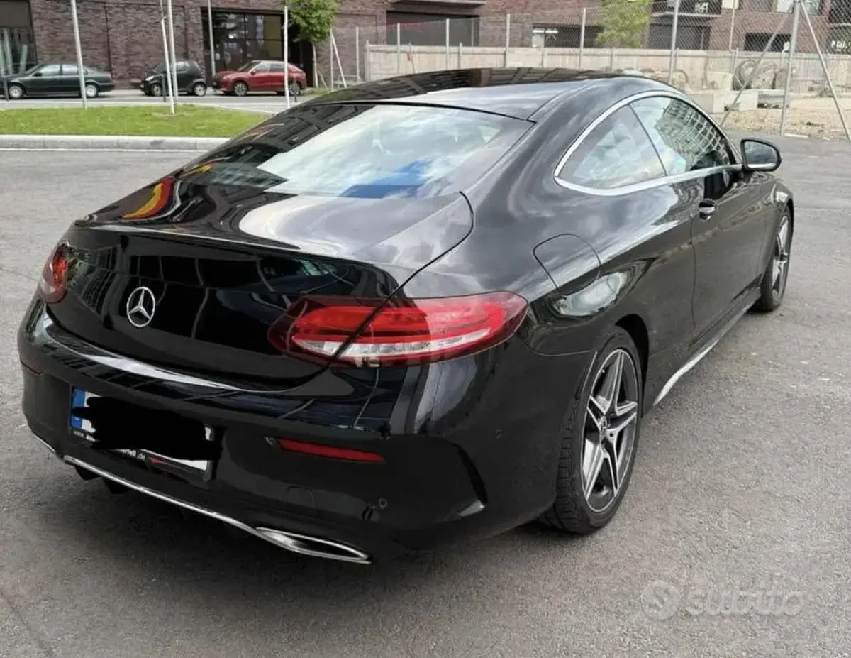 Usata Mercedes C200 Premium 184 CV (135 kW) 2019 Nero Coupé
