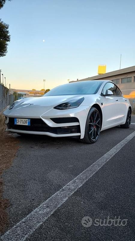 Usata Tesla Model 3 Performance 389 kW (530 CV) 2021 Bianco Berlina