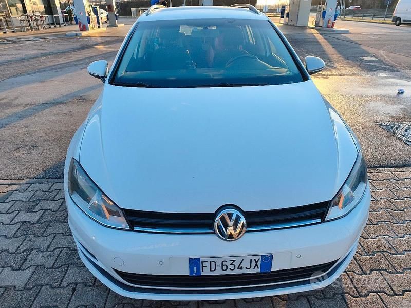Usata VW Golf VII Comfortline 110 CV (80 kW) 2016 Bianco Station wagon