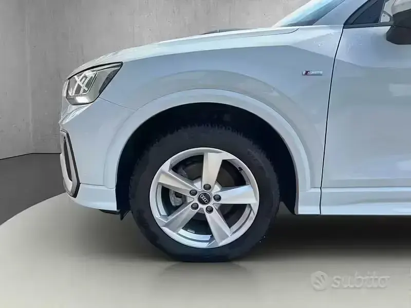 Usata Audi Q2 S-Line 150 CV (110 kW) 2025 Bianco SUV