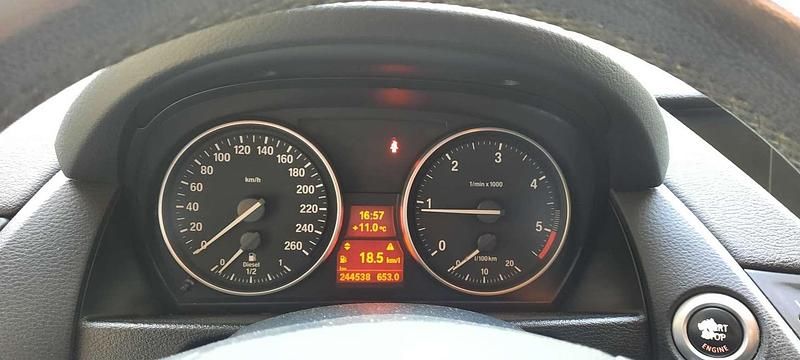 Usata BMW X1 143 CV (105 kW) 2011 SUV