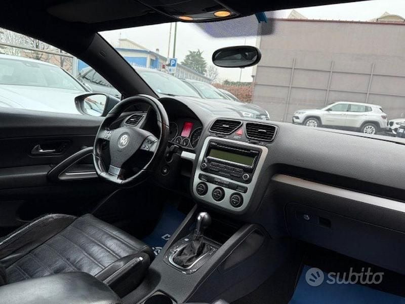 Begagnad VW Scirocco 140 HK (102 kW) 2009 Grå Sportkupé