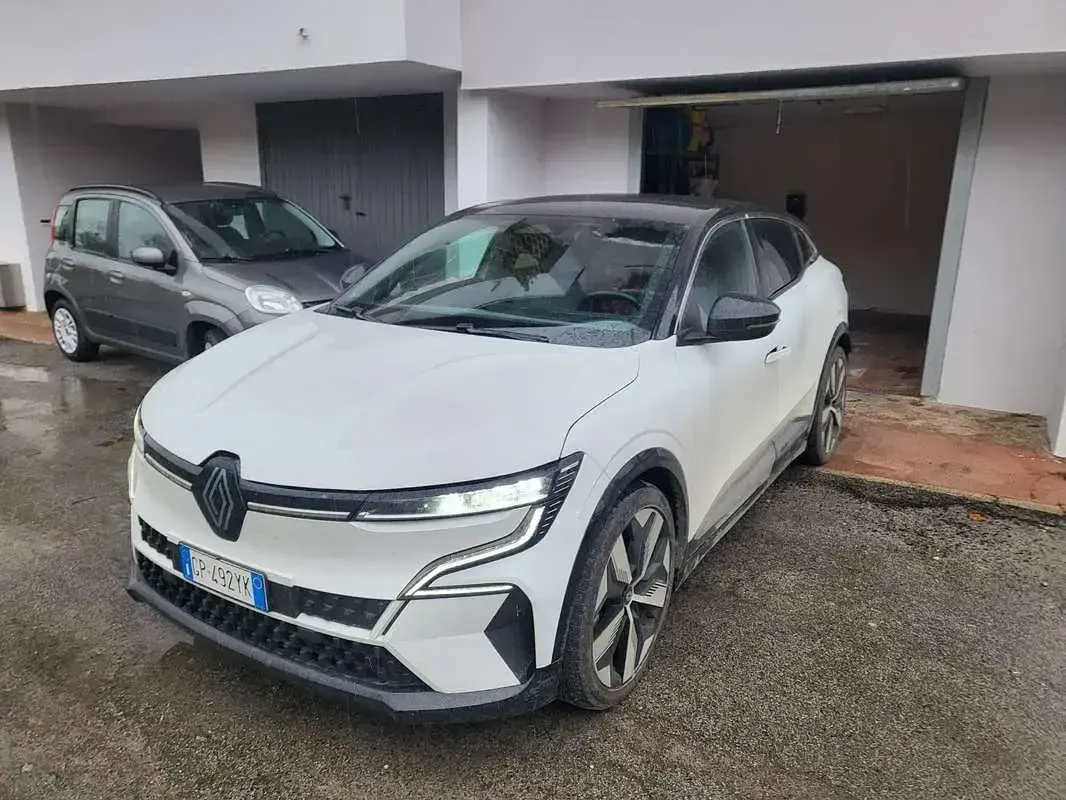 Usata Renault Megane E-Tech Techno 55 kW (75 CV) 2023 Berlina