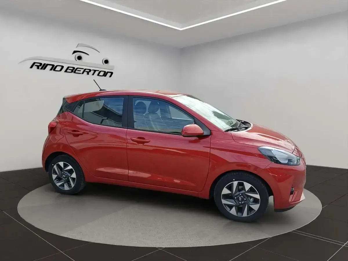 Nuova Hyundai i10 63 CV (46 kW) 2025 Bianco Utilitaria