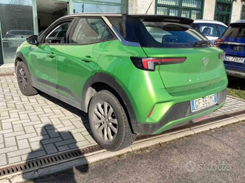 Usata Opel Mokka Edition 101 CV (74 kW) 2021 Verde SUV