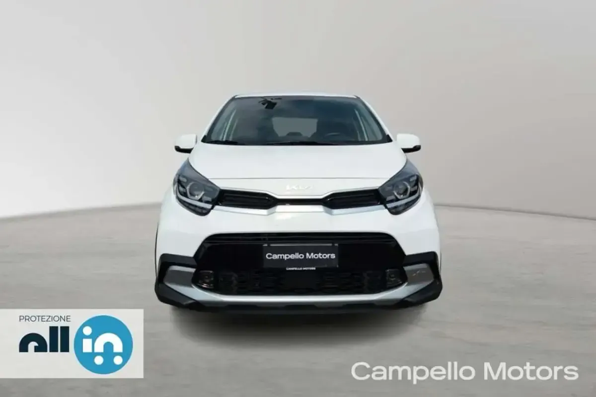 Usata Kia Picanto X-Line 99 CV (72 kW) 2023 Bianco Utilitaria