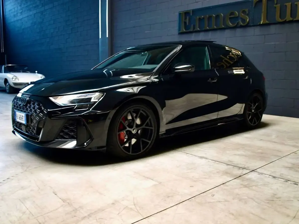 Nuova Audi RS3 Ambiente 400 CV (294 kW) 2025 Nero mytho metallizzato Berlina