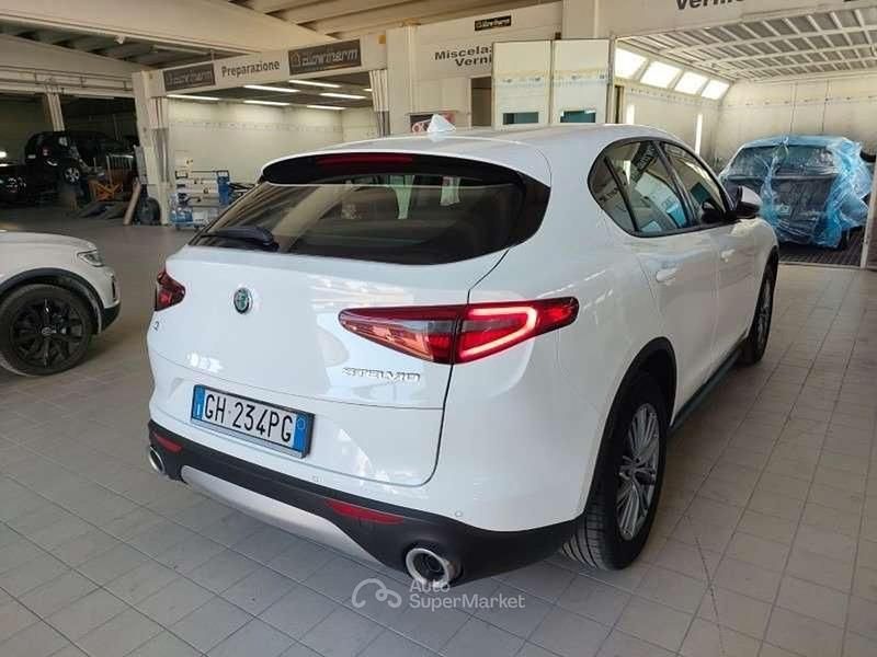 Usata Alfa Romeo Stelvio Ti 190 CV (139 kW) 2021 Bianco SUV