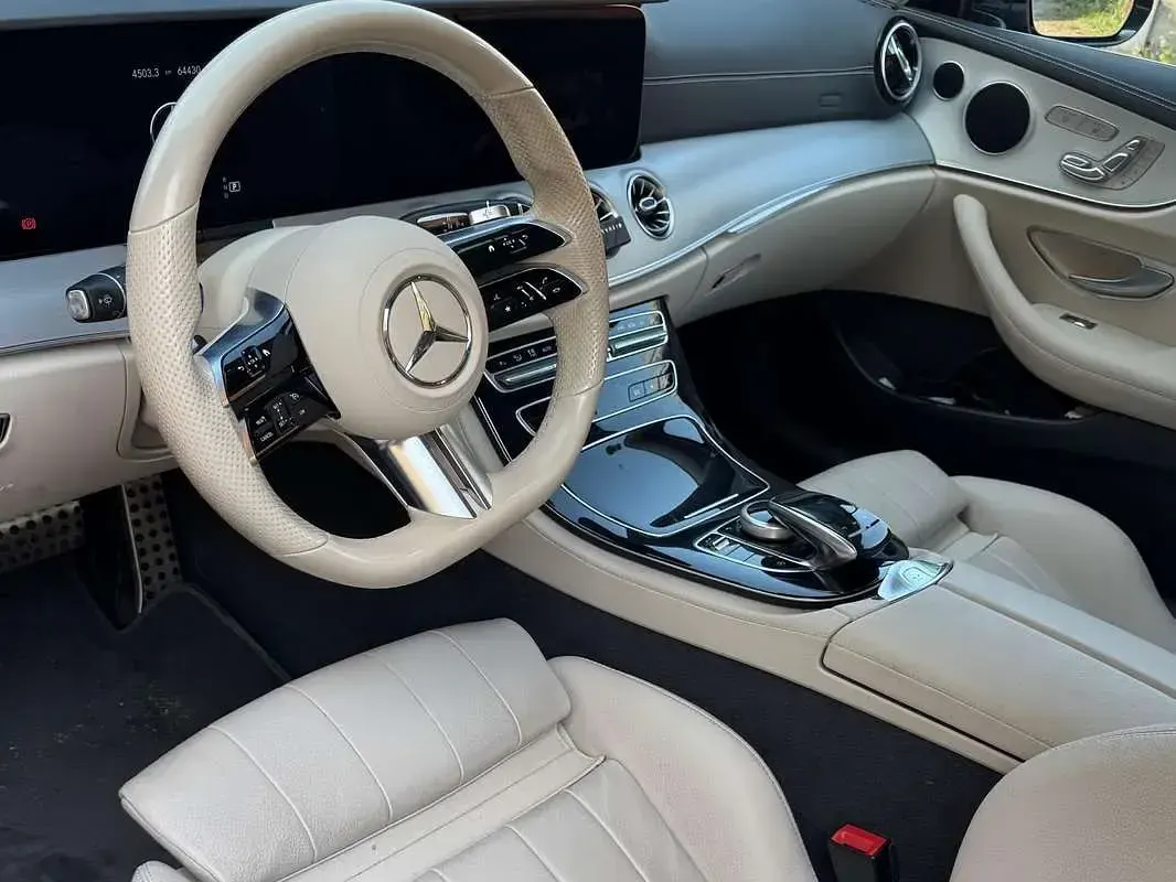 Usata Mercedes E200 194 CV (142 kW) 2021 Nero Cabrio
