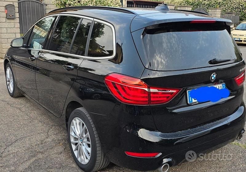 Usata BMW 218 150 CV (110 kW) 2022 Nero Station wagon