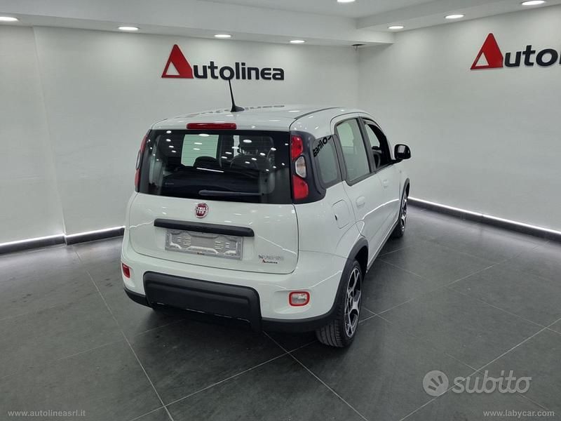 Usata Fiat Panda Sport 70 CV (51 kW) 2021 Bianco Utilitaria