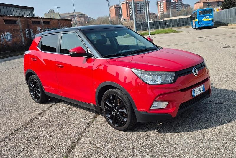 Usata Ssangyong (KGM) Tivoli 115 CV (84 kW) 2016 SUV