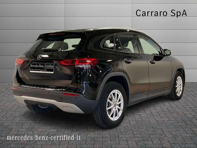 Usata Mercedes GLA200 Business 150 CV (110 kW) 2022 Nero SUV