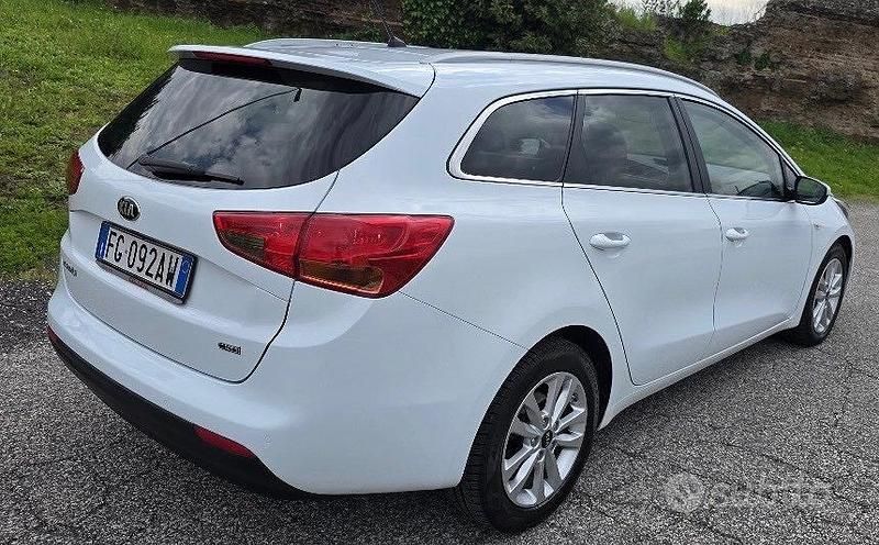 Usata Kia Ceed Sportswagon Active 110 CV (80 kW) 2018 Bianco Station wagon