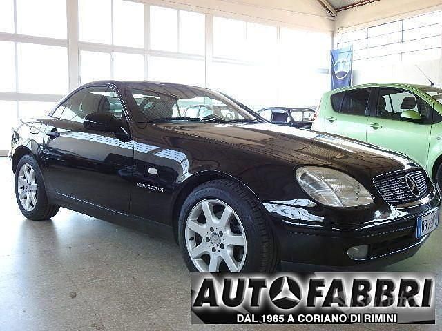 Usata Mercedes SLK200 192 CV (141 kW) 1999 Nero Cabrio
