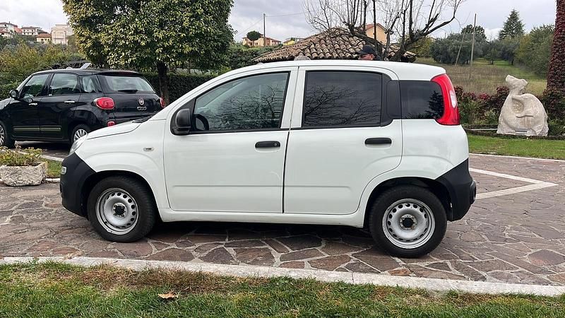 Bianco Usata 2017 Fiat Panda Due volumi | 6800 € (Ottimo prezzo) - Immagine 1/4