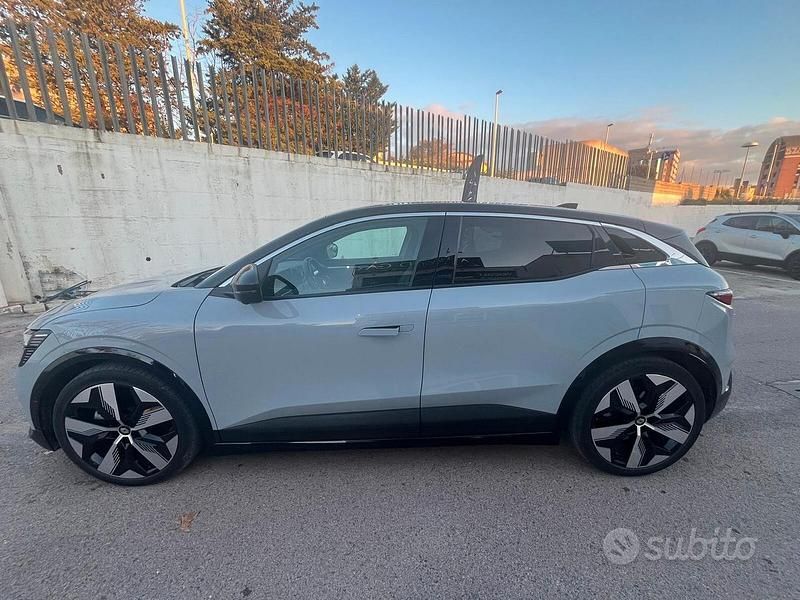Usata Renault Mégane Evolution 161 kW (220 CV) 2022 Grigio Berlina