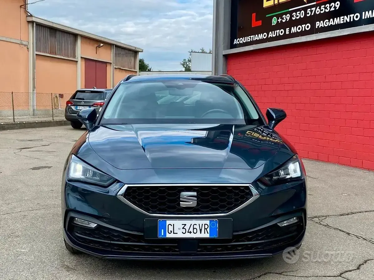 Usata Seat Leon 150 CV (110 kW) 2022 Grigio Station wagon