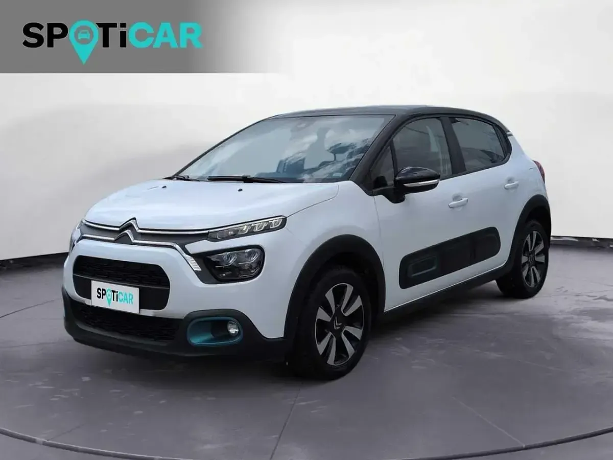 Begagnad Citroën C3 Shine 102 HK (75 kW) 2021 Halvkombi
