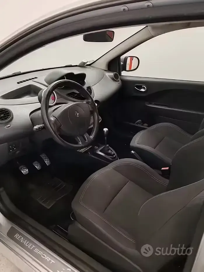Usata Renault Twingo R.S. 133 CV (97 kW) 2010 Grigio Utilitaria