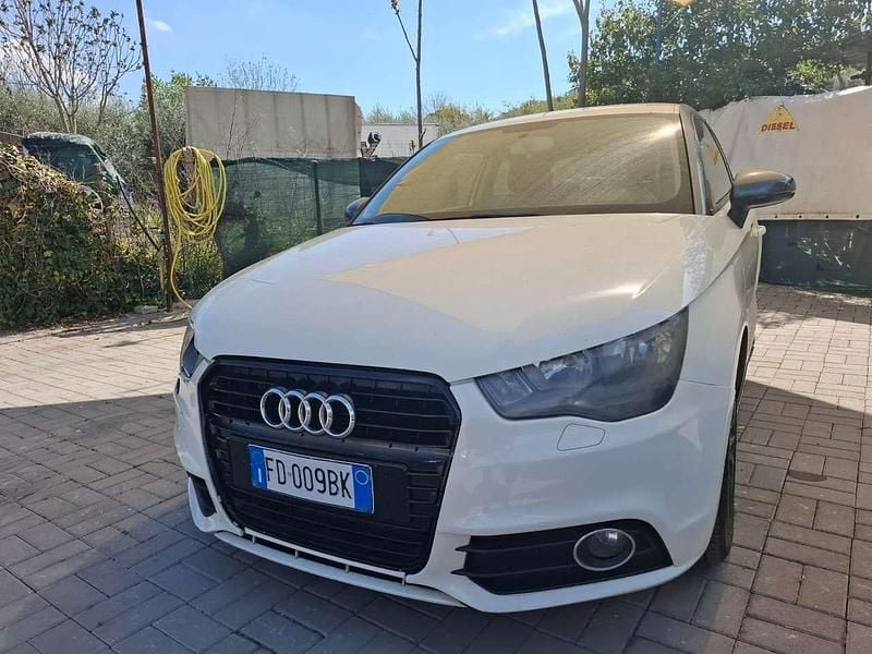 Usata Audi A1 Sportback Attraction 90 CV (66 kW) 2012 Other Utilitaria
