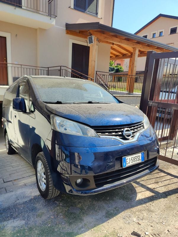 Blu Usata 2012 Nissan Evalia Monovolume | 9500 € (Cara) - Immagine 1/4