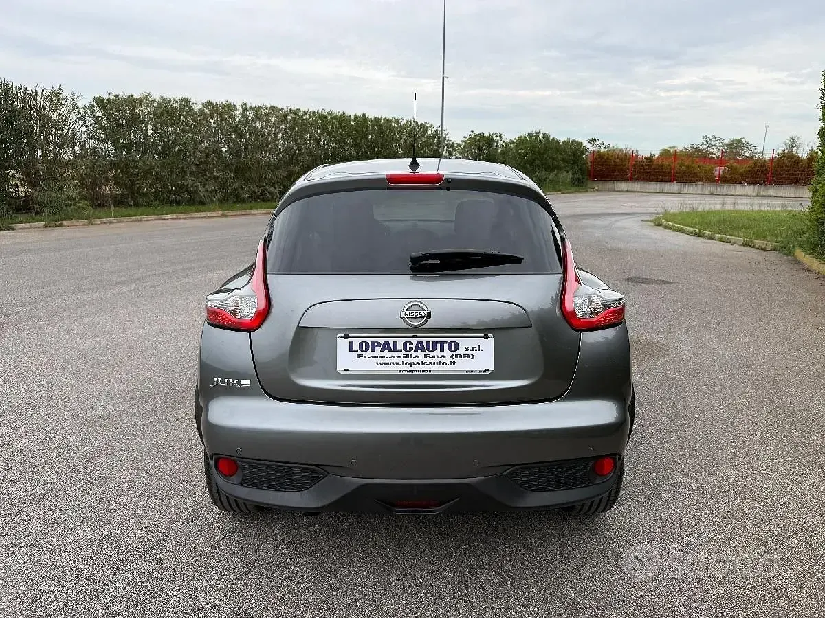 Usata Nissan Juke Acenta 110 CV (80 kW) 2017 Grigio SUV