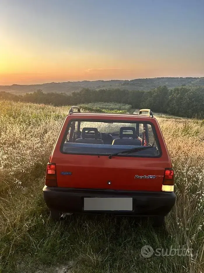 Usata Fiat 750 34 CV (25 kW) 1990 Rosso Berlina