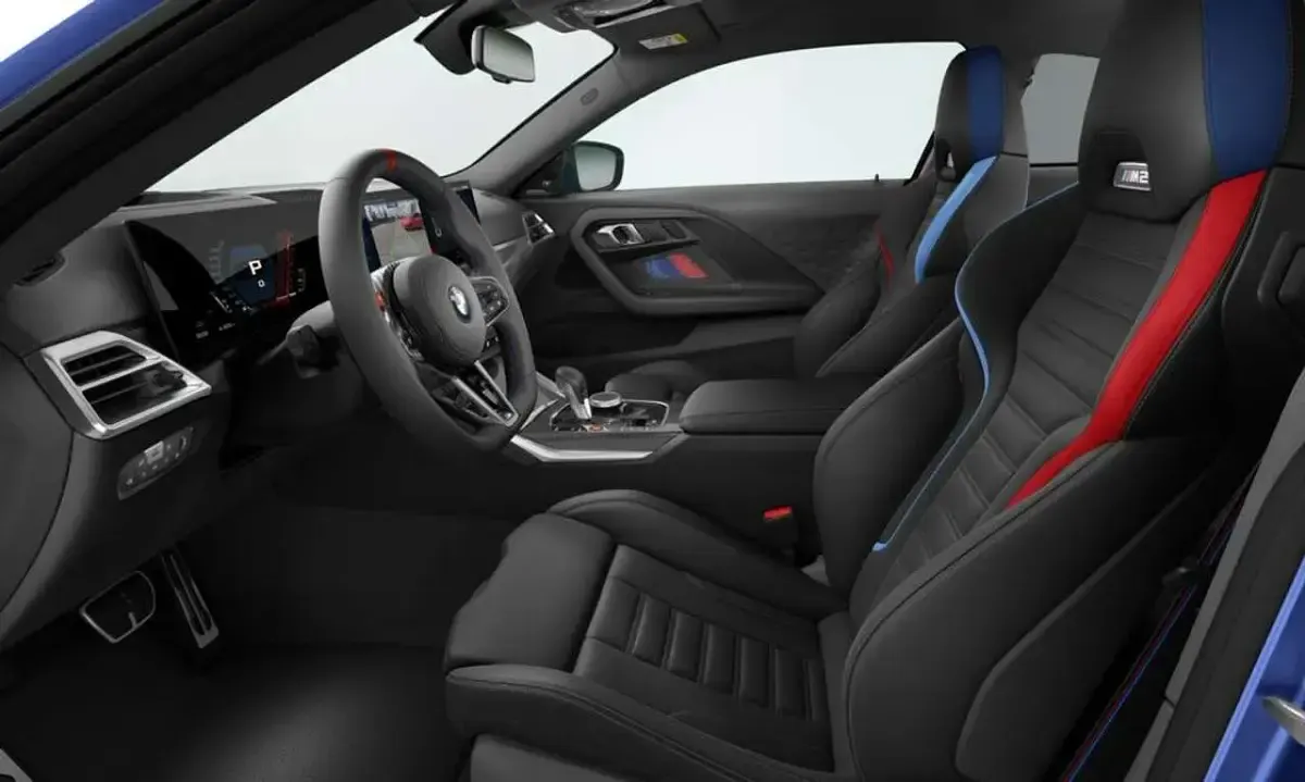 Nuova BMW M2 480 CV (353 kW) 2026 Frozen portimao blue Coupé