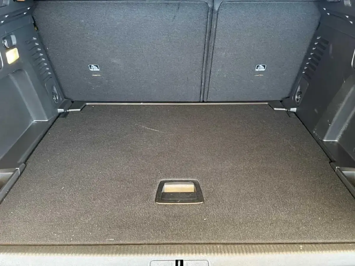 Usata Peugeot 3008 Active 131 CV (96 kW) 2023 Nero SUV