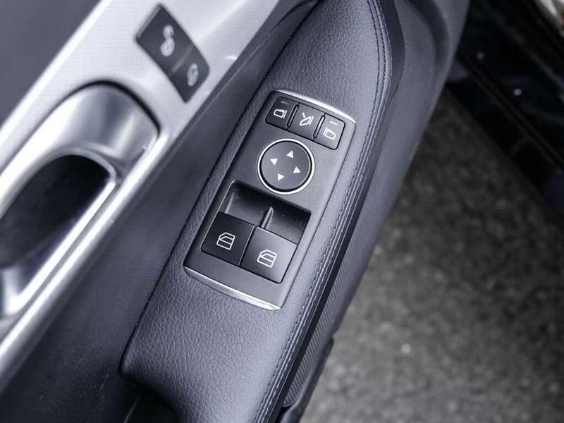 Usata Mercedes SLC180 Premium 156 CV (114 kW) 2017 Nero Cabrio