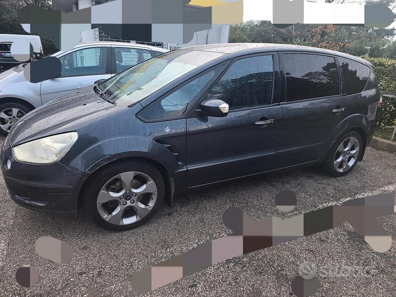 Usata Ford S-MAX Titanium 145 CV (106 kW) 2008 Grigio Monovolume
