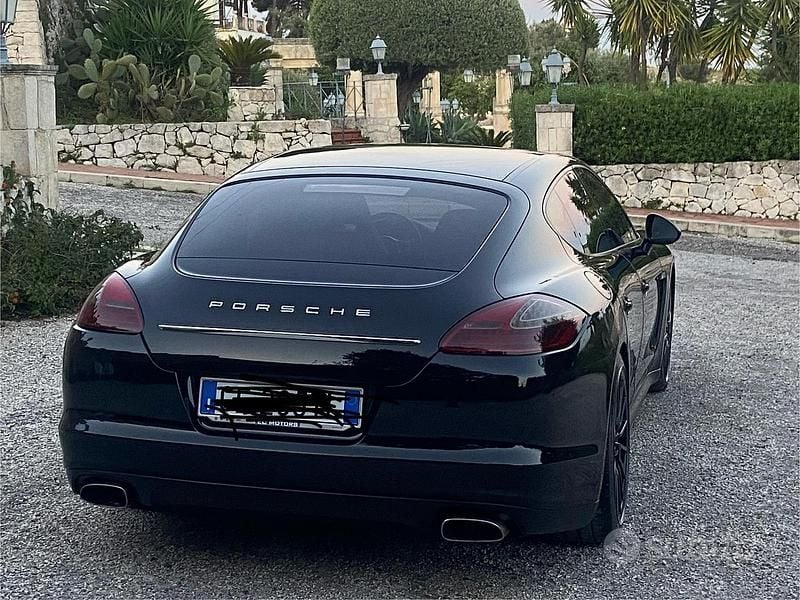 Usata Porsche Panamera Platinum Edition 2012 Nero Utilitaria