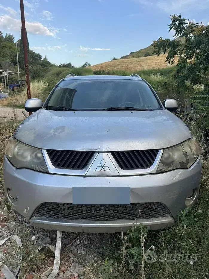 Usata Mitsubishi Outlander 140 CV (102 kW) 2007 Grigio SUV
