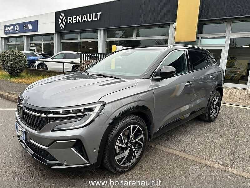 Usata Renault Austral Iconic 200 CV (147 kW) 2024 Grigio SUV