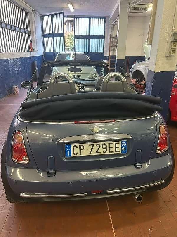 Usata Mini Cooper Cabriolet 116 CV (85 kW) 2004 Blu/azzurro Cabrio