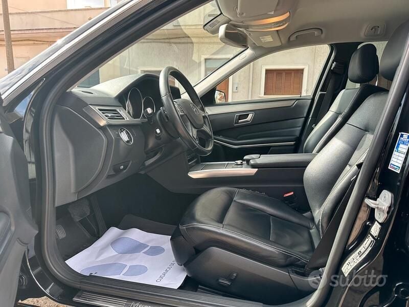 Usata Mercedes E200 136 CV (100 kW) 2015 Nero Station wagon