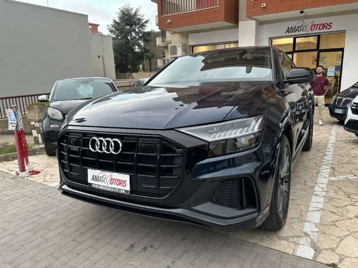 Usata Audi Q8 Sport 286 CV (210 kW) 2023 Nero SUV