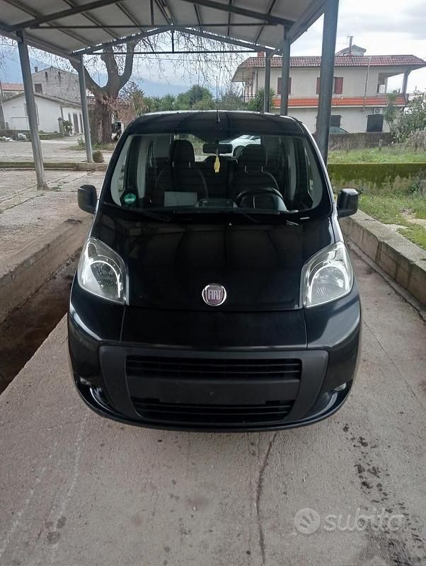 Usata Fiat Qubo Trekking 77 CV (56 kW) 2010 Grigio Monovolume