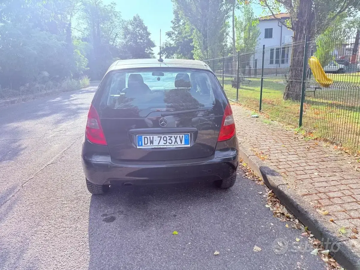 Usata Mercedes A160 82 CV (60 kW) 2009 Nero Berlina