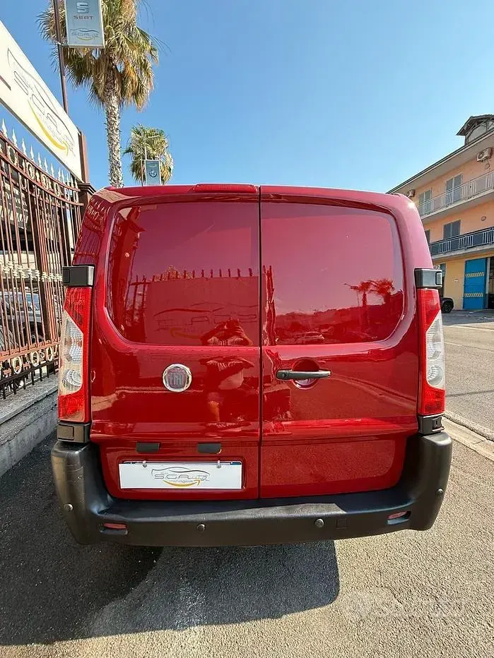 Usata Citroën Jumpy 128 CV (94 kW) 2013 Rosso Monovolume