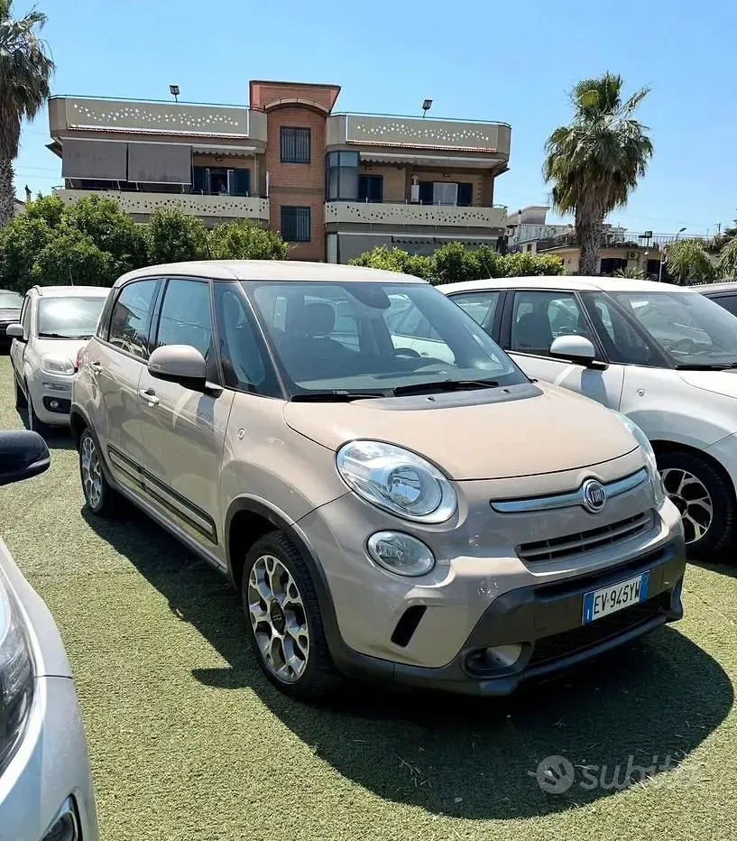 Usata Fiat 500L Trekking 95 CV (69 kW) 2015 Beige Monovolume