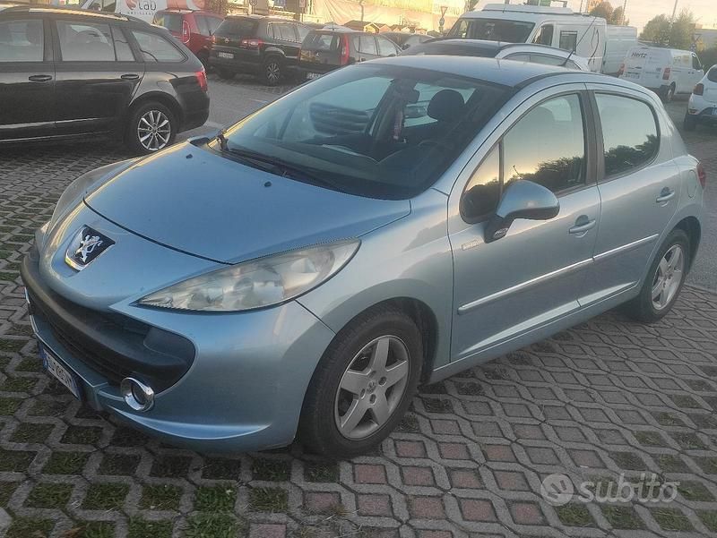 Usata Peugeot 207 70 CV (51 kW) 2010 Grigio Berlina
