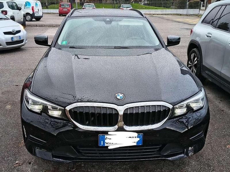 Usata BMW 318 150 CV (110 kW) 2020 Nero Station wagon