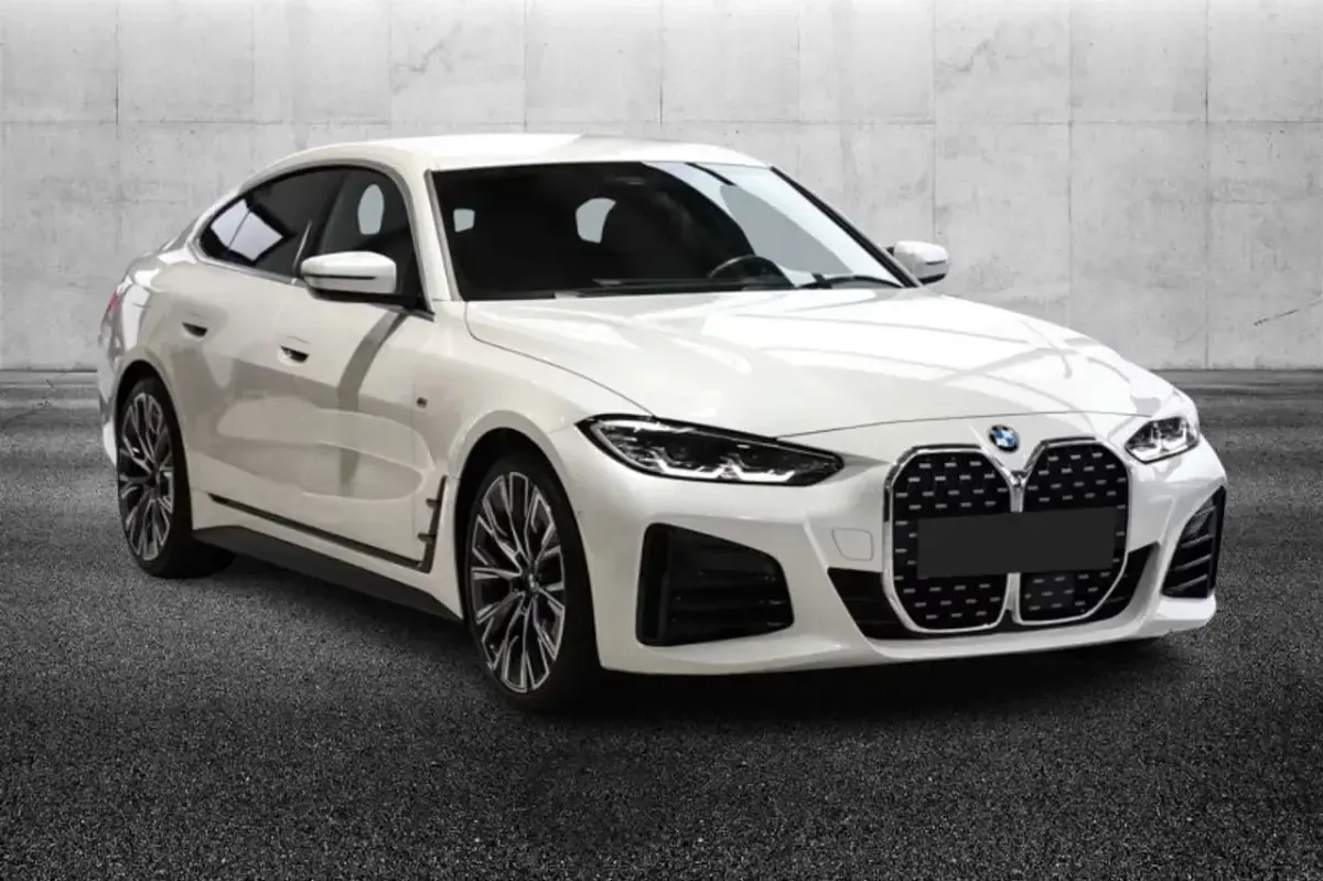 Usata BMW 420 M Sport 190 CV (139 kW) 2023 Bianco Berlina