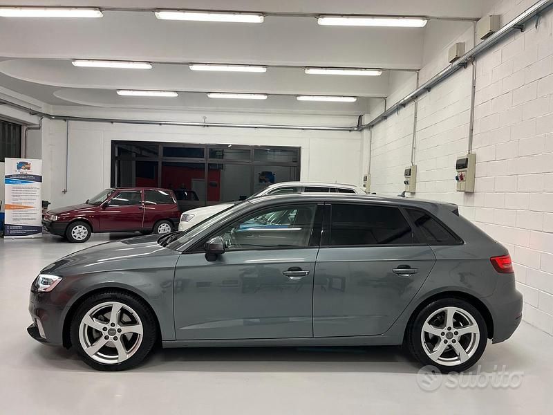 Usata Audi A3 Sport 116 CV (85 kW) 2018 Grigio Berlina